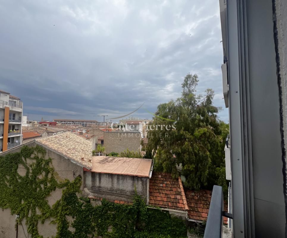 découvrez l'agence cote pierre à nîmes, votre expert en immobilier. nous vous accompagnons dans l'achat, la vente et la location de biens avec professionnalisme et expertise pour réaliser vos projets immobiliers.