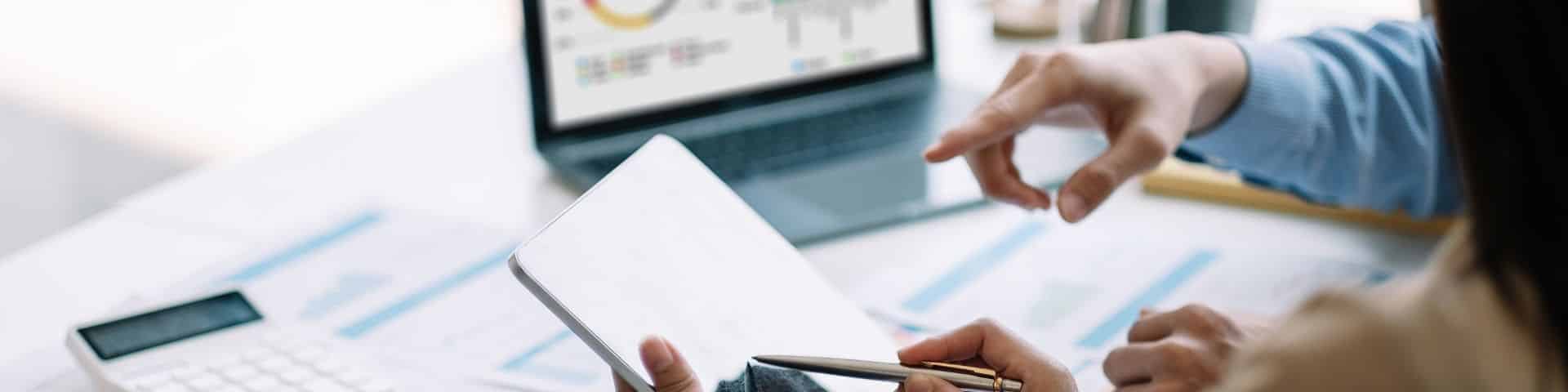 découvrez les options de couverture maladie spécialement conçues pour les auto-entrepreneurs. protégez-vous et votre activité avec des solutions adaptées qui garantissent votre sécurité sociale et votre bien-être financier en cas de maladie.