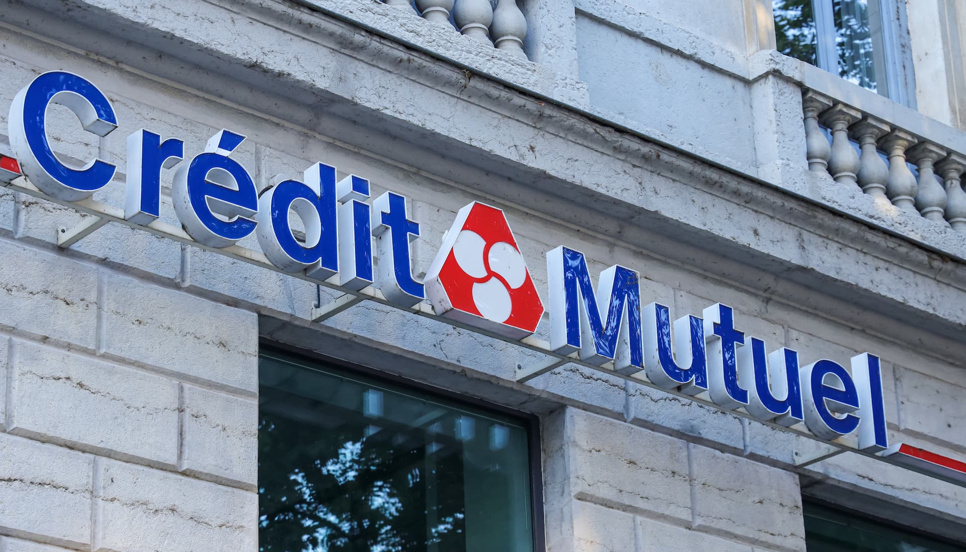découvrez les services du crédit mutuel à vienne : solutions bancaires adaptées, offres de crédit, épargne et assurance pour accompagner vos projets. profitez d'un service personnalisé et d'un soutien local.