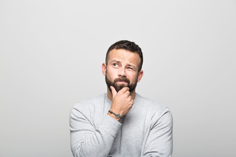 découvrez les différences essentielles entre un entrepreneur classique et un auto-entrepreneur. comprenez les spécificités juridiques, fiscales et opérationnelles qui influencent le choix de votre statut pour mieux orienter votre projet d'entreprise.