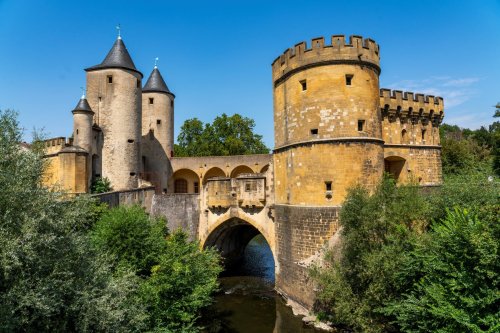 découvrez notre guide complet des matériaux disponibles à metz. explorez les options variées pour vos projets de construction et de rénovation, avec des conseils pratiques et des recommandations d'experts locaux.