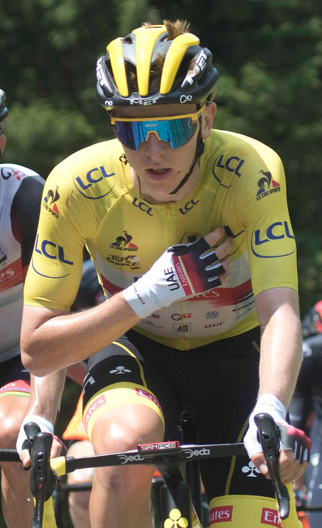 découvrez le parcours du tour de france 2021 à saint-brieuc, une étape incontournable qui met en lumière les paysages magnifiques et la riche culture de cette ville bretonne. suivez les coureurs à travers des routes pittoresques et vivez l'excitation de l'une des plus grandes compétitions de cyclisme au monde.