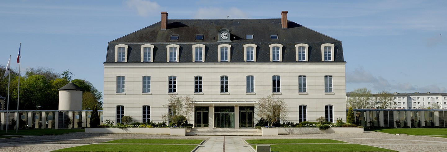 découvrez les opportunités de recrutement à la mairie d'alençon. rejoignez une équipe dynamique et contribuez au développement de votre ville grâce à des postes variés et enrichissants.